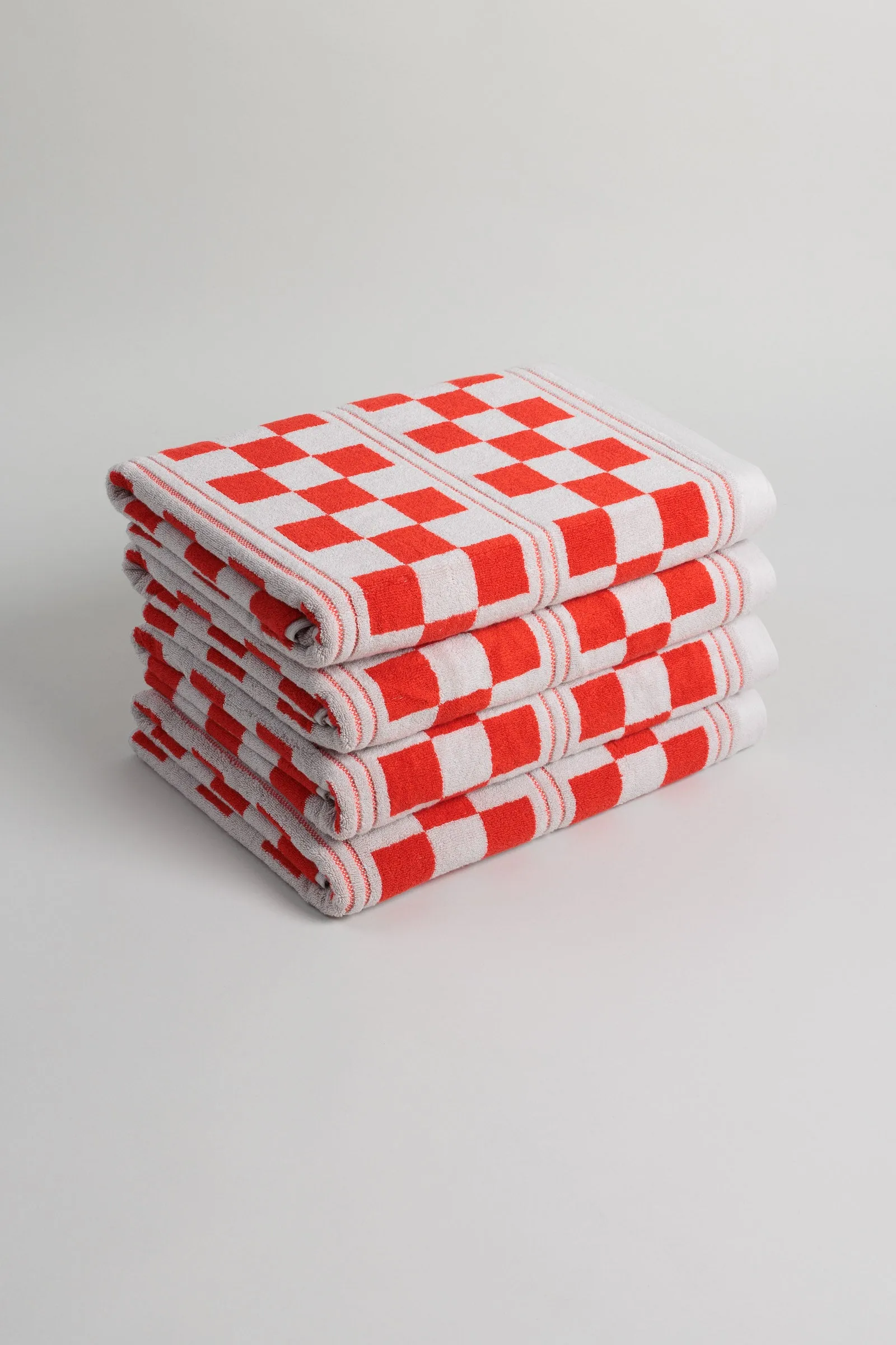 BUSBY POOL TOWEL Cloud & Ranch Red