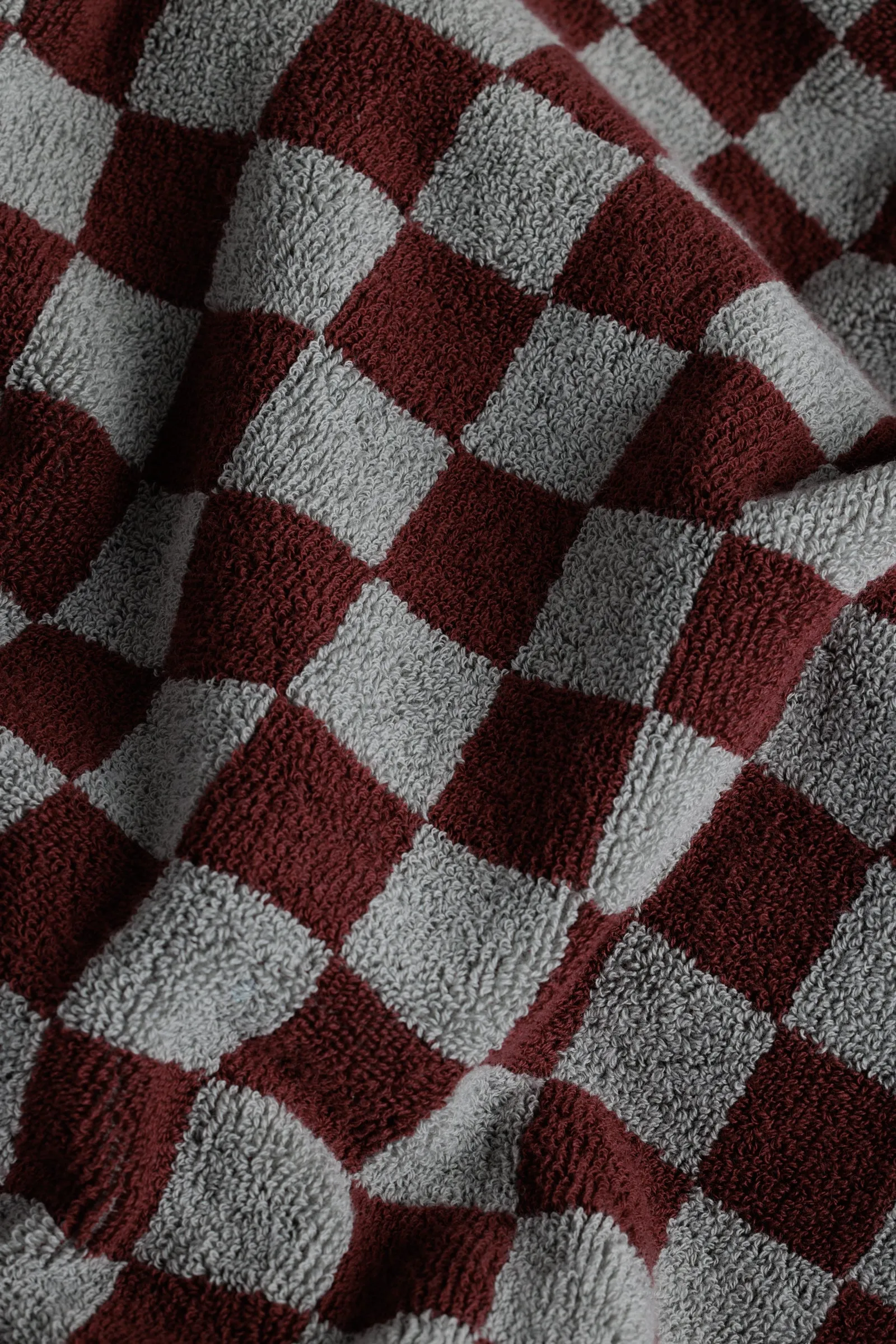 POOL TOWEL PAIR 05