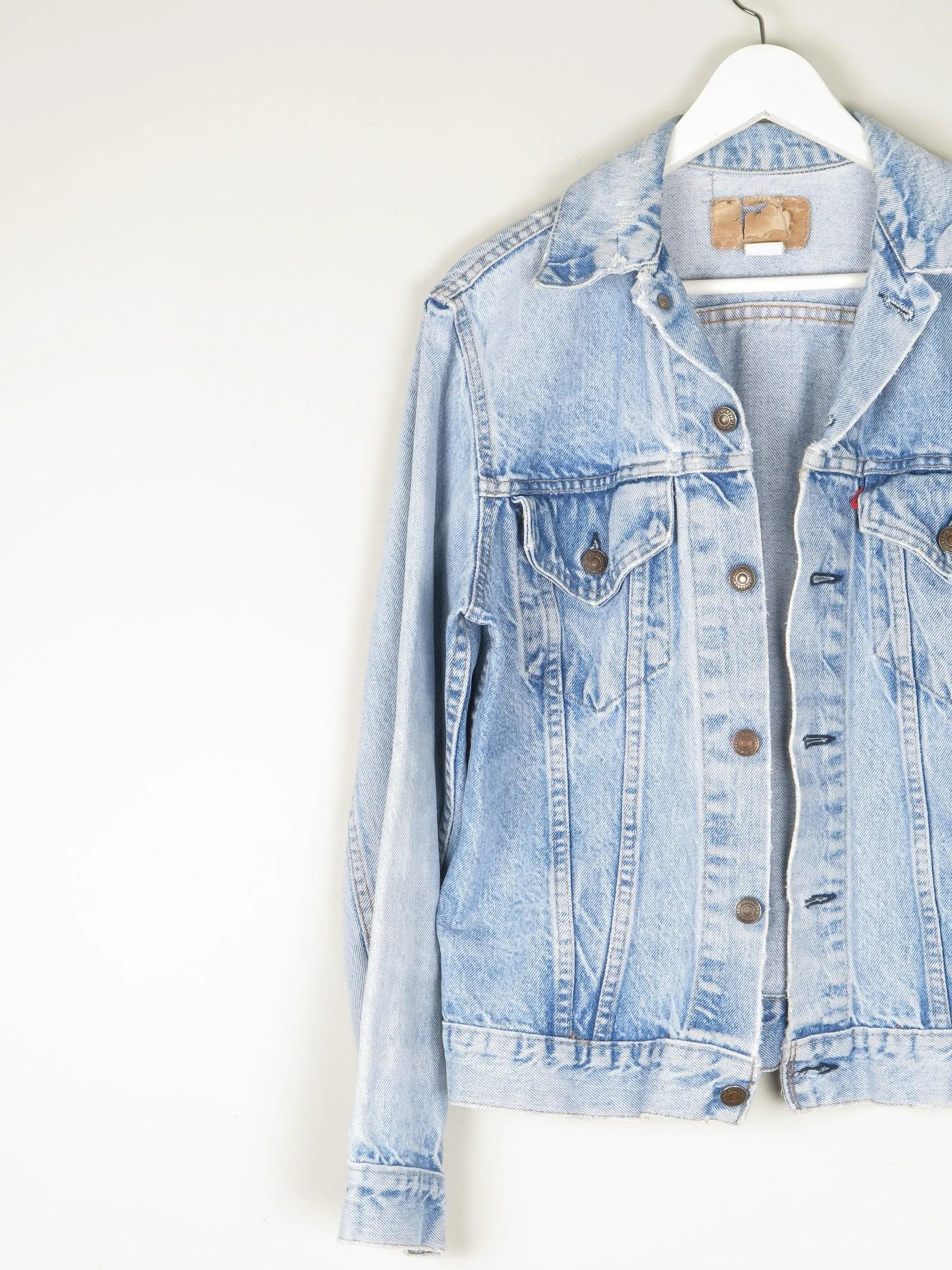 Vintage Men’s Blue Levi’s Denim Jacket Trucker S
